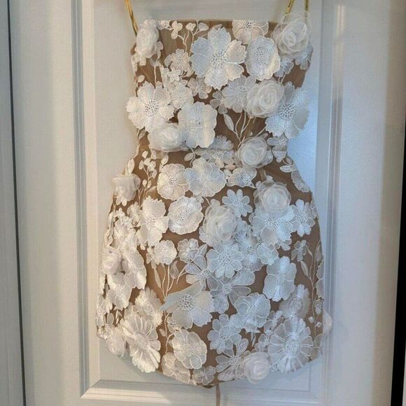 NWOT Bronx and Banco JASMINE MARAYA WHITE MINI DRESS - Picture 9 of 13